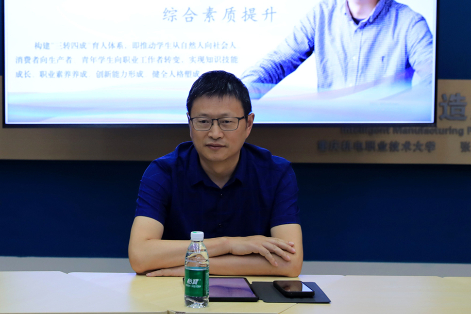 MNC_8918(1) MNC_8918(1)
